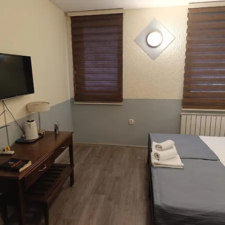 Aparthotel Lowen *
